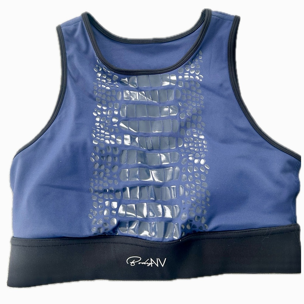 BodyNV Sport Crop Top